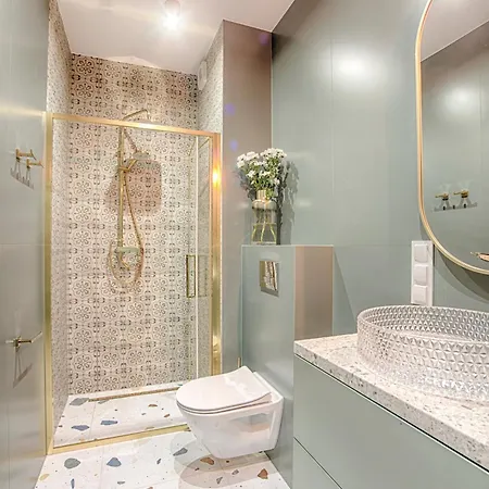 House Pierwsza Dzielnica - Free Parking Апартаменты