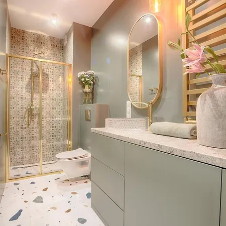 House Pierwsza Dzielnica - Free Parking * Катовице